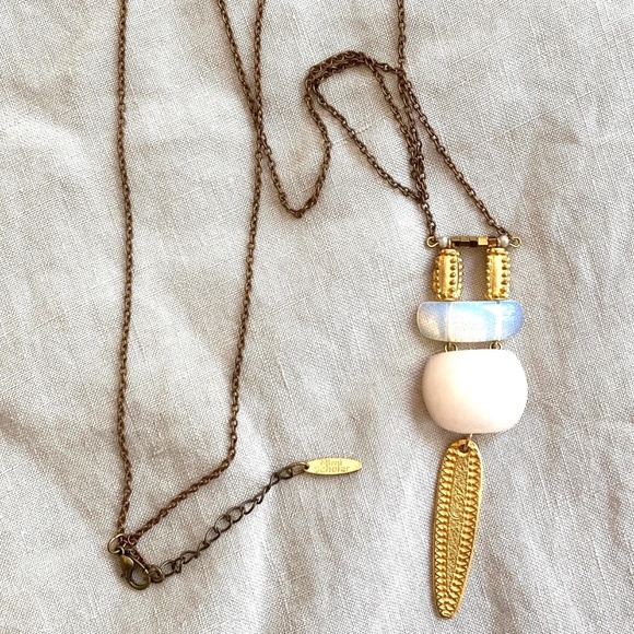 necklace MIMI SCHOLER mixed materials pendant gold resin moonstone 21" chain - Picture 3 of 11